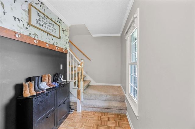 232 Lakewood Drive, Carrollton, GA 30117