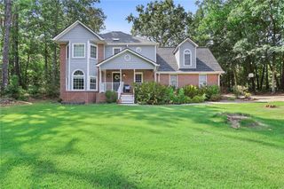 232 Lakewood Drive, Carrollton, GA 30117