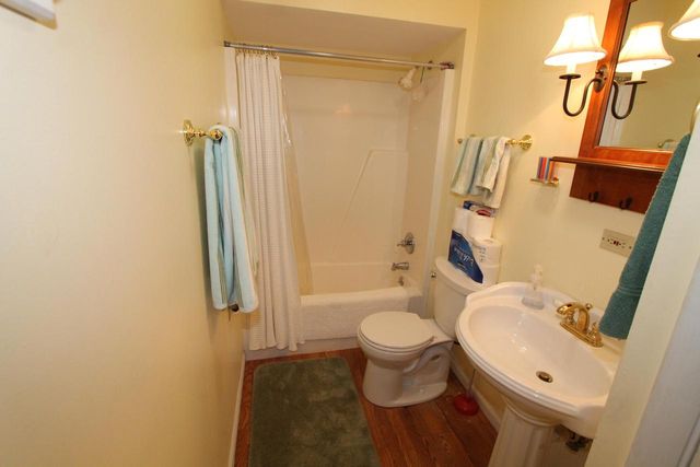 300 Knobes AVENUE, Twin Lakes, WI 53181