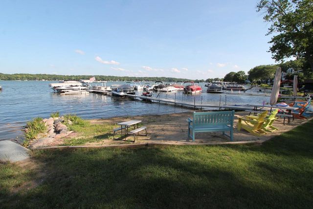 300 Knobes AVENUE, Twin Lakes, WI 53181