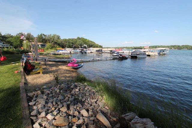 300 Knobes AVENUE, Twin Lakes, WI 53181