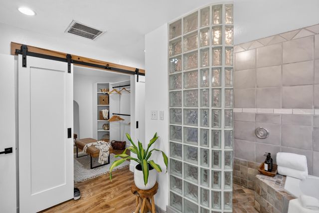 6301 Grant Ave, Carmichael, CA 95608