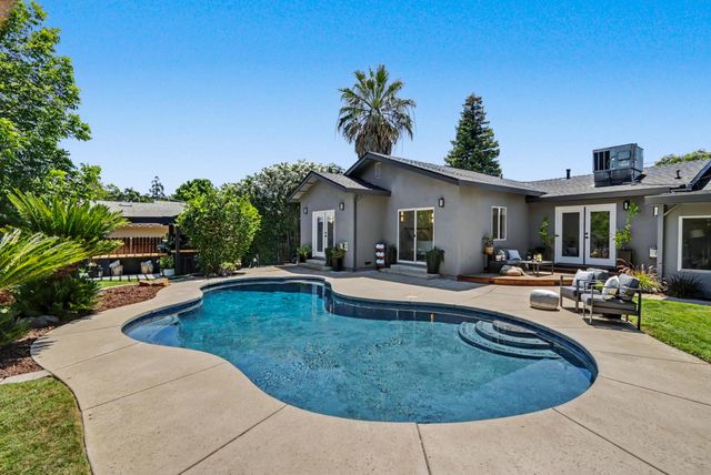 6301 Grant Ave, Carmichael, CA 95608