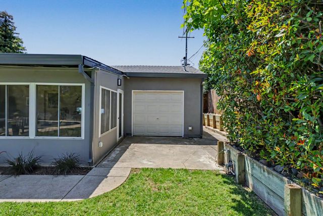 6301 Grant Ave, Carmichael, CA 95608
