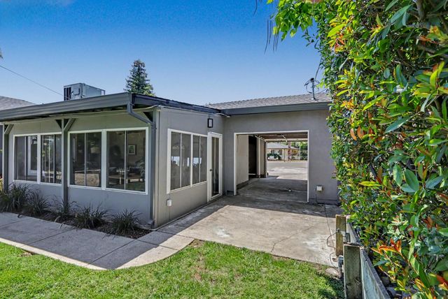 6301 Grant Ave, Carmichael, CA 95608