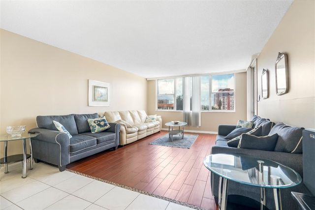 3180 S Ocean Drive 517, Hallandale Beach, FL 33009