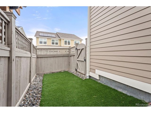 176 Ash Cir, Erie, CO 80516