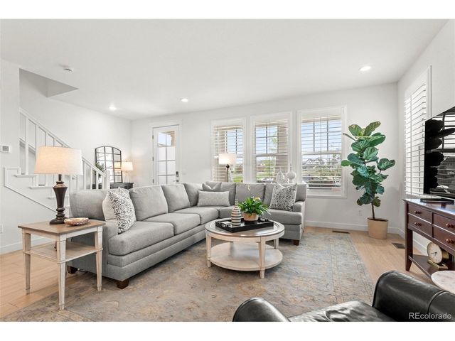 176 Ash Cir, Erie, CO 80516