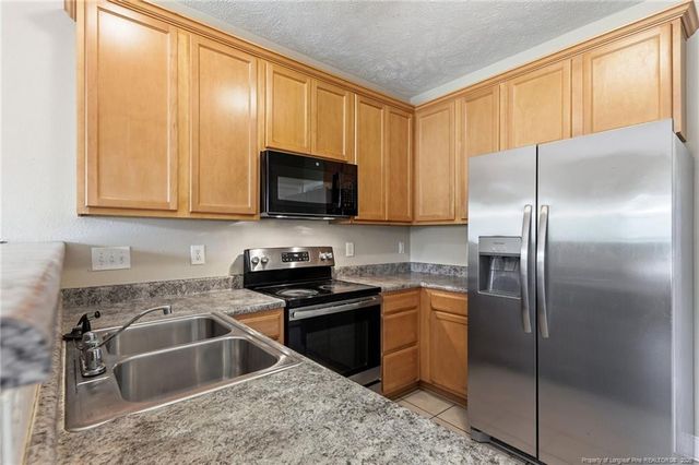 345 Hidalgo Drive, Raeford, NC 28376