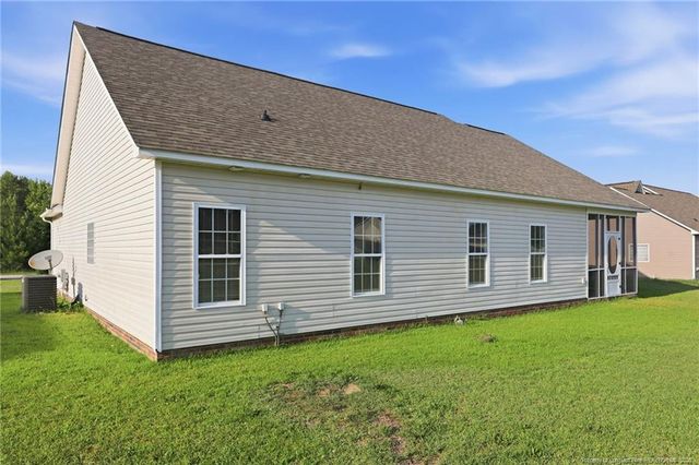 345 Hidalgo Drive, Raeford, NC 28376