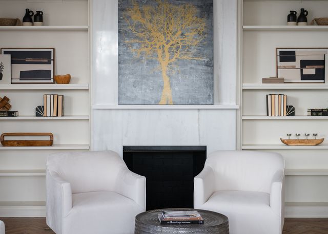 240 Shore Acres Circle, Lake Bluff, IL 60044