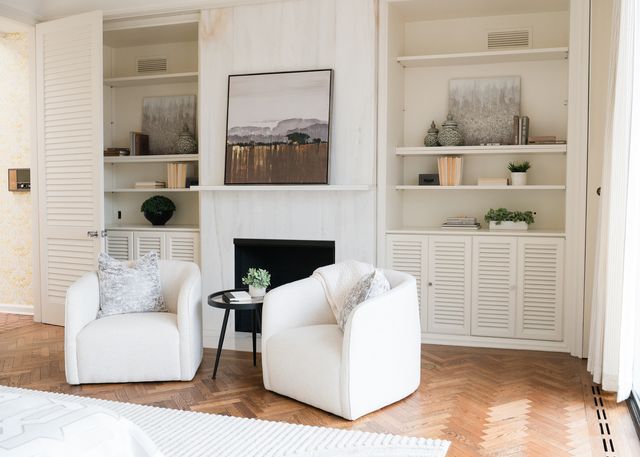 240 Shore Acres Circle, Lake Bluff, IL 60044