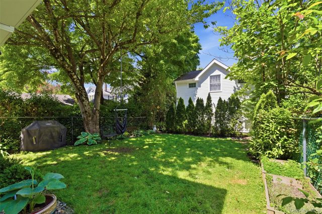 27 N Dutcher Street, Irvington, NY 10533