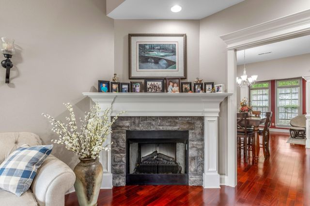 134 Thistlewood Drive, Ringgold, GA 30736