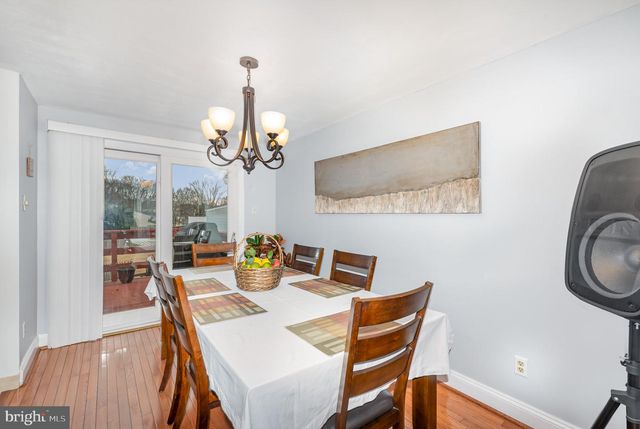 3 DEBENHAM CT, Nottingham, MD 21236