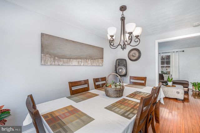 3 DEBENHAM CT, Nottingham, MD 21236