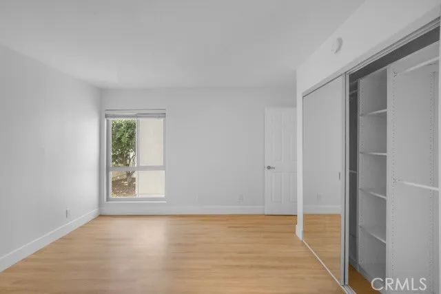 23637 Park Capri 34, Calabasas, CA 91302
