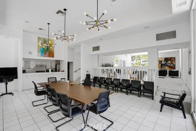 23637 Park Capri 34, Calabasas, CA 91302