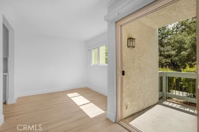 23637 Park Capri 34, Calabasas, CA 91302