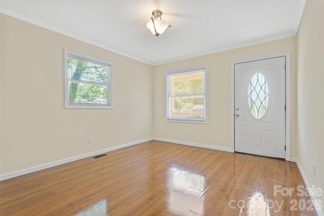 605 E Boston Avenue, Bessemer City, NC 28016