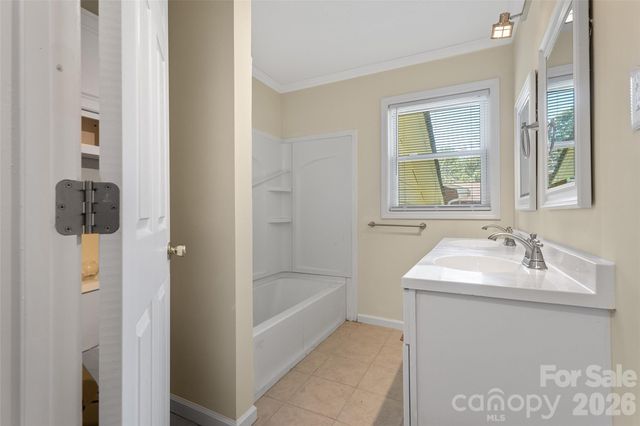 605 E Boston Avenue, Bessemer City, NC 28016