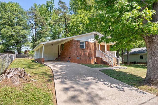 605 E Boston Avenue, Bessemer City, NC 28016