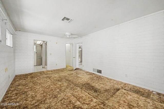 809 S Saranac Avenue, Mesa, AZ 85208