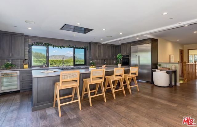 2841 Montcalm Avenue, Los Angeles, CA 90046