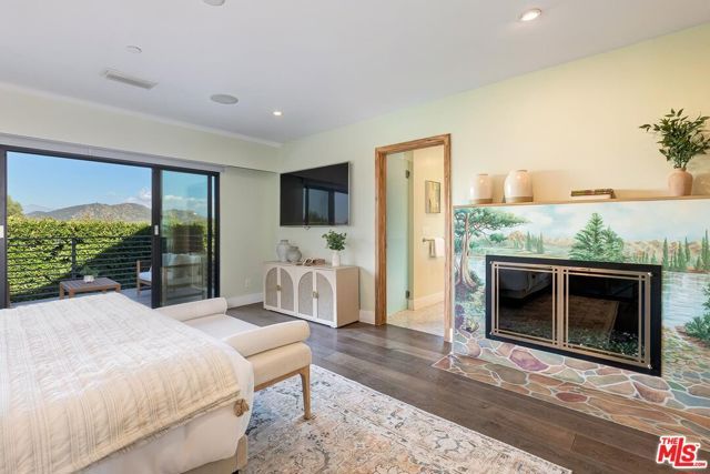 2841 Montcalm Avenue, Los Angeles, CA 90046