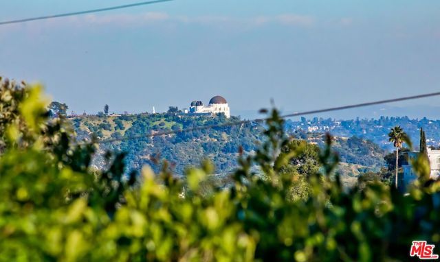 2841 Montcalm Avenue, Los Angeles, CA 90046