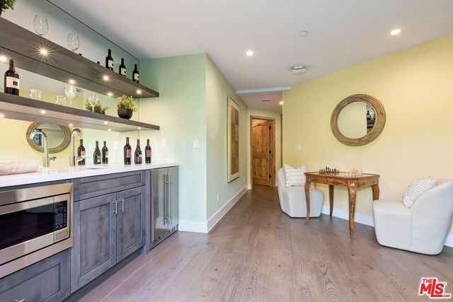 2841 Montcalm Avenue, Los Angeles, CA 90046