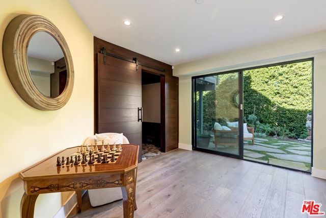 2841 Montcalm Avenue, Los Angeles, CA 90046