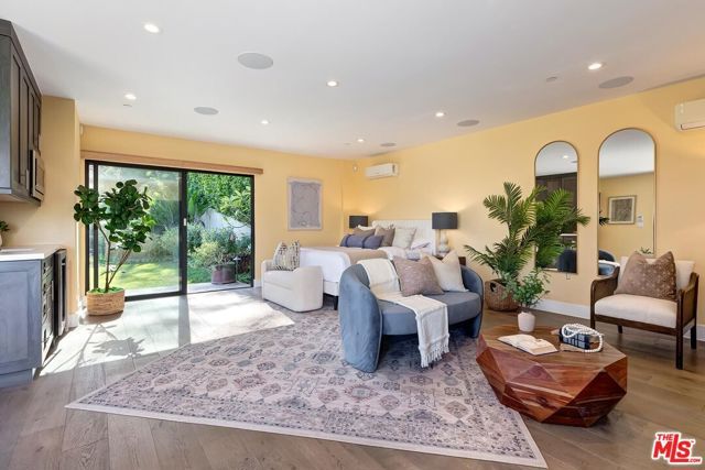 2841 Montcalm Avenue, Los Angeles, CA 90046