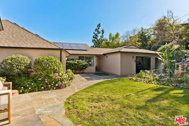 2841 Montcalm Avenue, Los Angeles, CA 90046