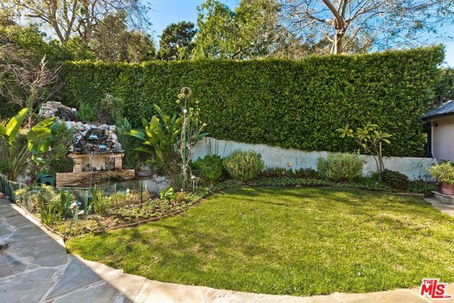 2841 Montcalm Avenue, Los Angeles, CA 90046
