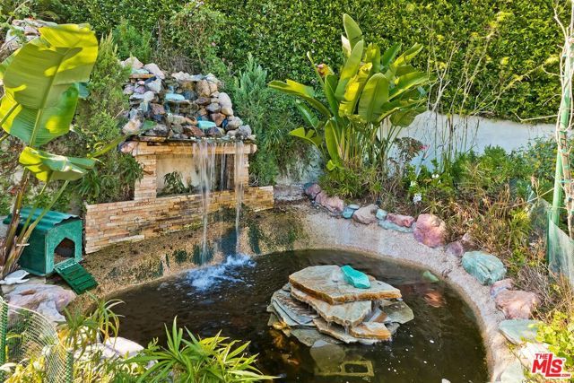 2841 Montcalm Avenue, Los Angeles, CA 90046