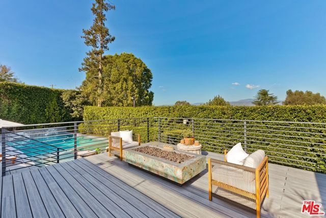 2841 Montcalm Avenue, Los Angeles, CA 90046