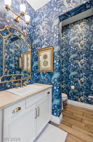 8 Olympia Chase Drive, Las Vegas, NV 89141