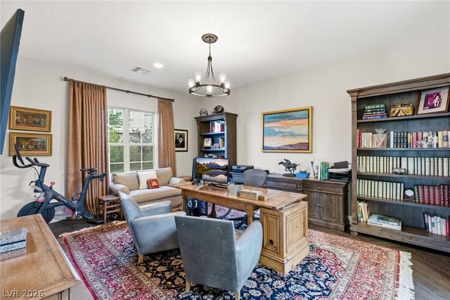 8 Olympia Chase Drive, Las Vegas, NV 89141