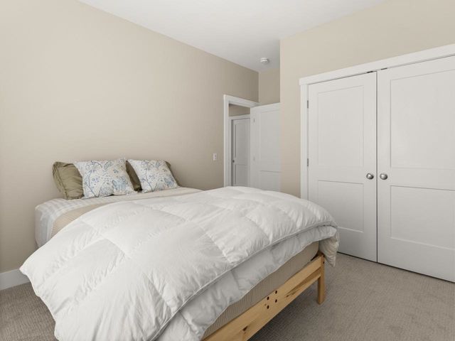 165 Willoughby Lane, Shelburne, VT 05492