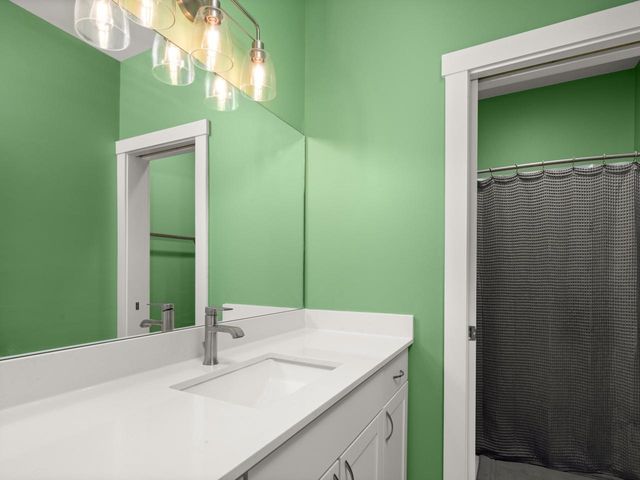 165 Willoughby Lane, Shelburne, VT 05492