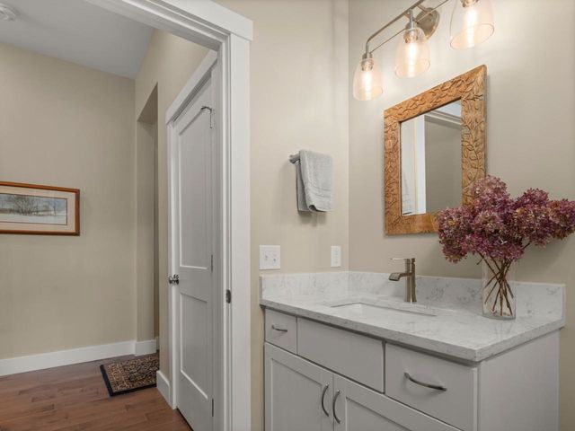165 Willoughby Lane, Shelburne, VT 05492