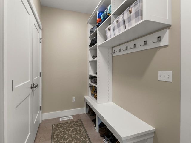 165 Willoughby Lane, Shelburne, VT 05492