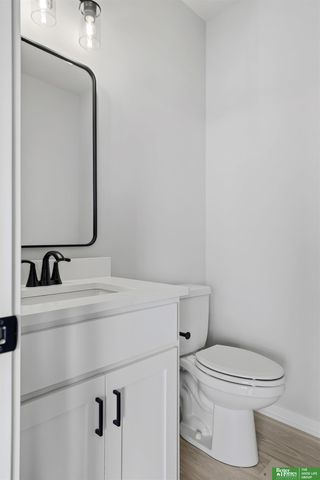 5610 N 198th Street, Elkhorn, NE 68022