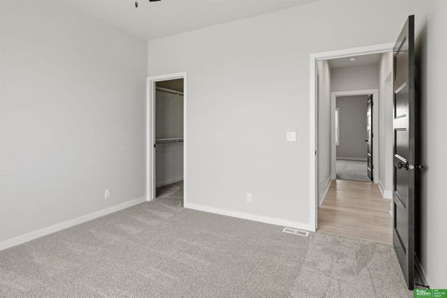 5610 N 198th Street, Elkhorn, NE 68022