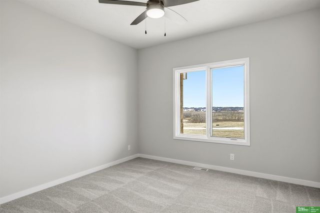 5610 N 198th Street, Elkhorn, NE 68022