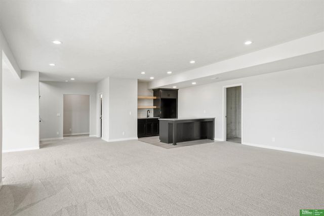 5610 N 198th Street, Elkhorn, NE 68022