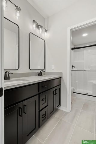 5610 N 198th Street, Elkhorn, NE 68022