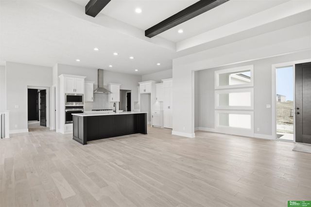 5610 N 198th Street, Elkhorn, NE 68022