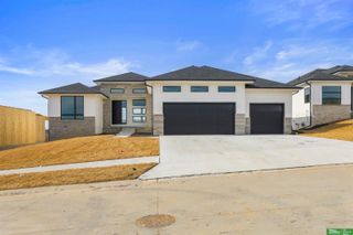 5610 N 198th Street, Elkhorn, NE 68022